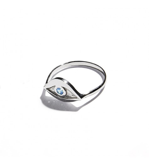 White Gold & Aquamarine Eye Ring